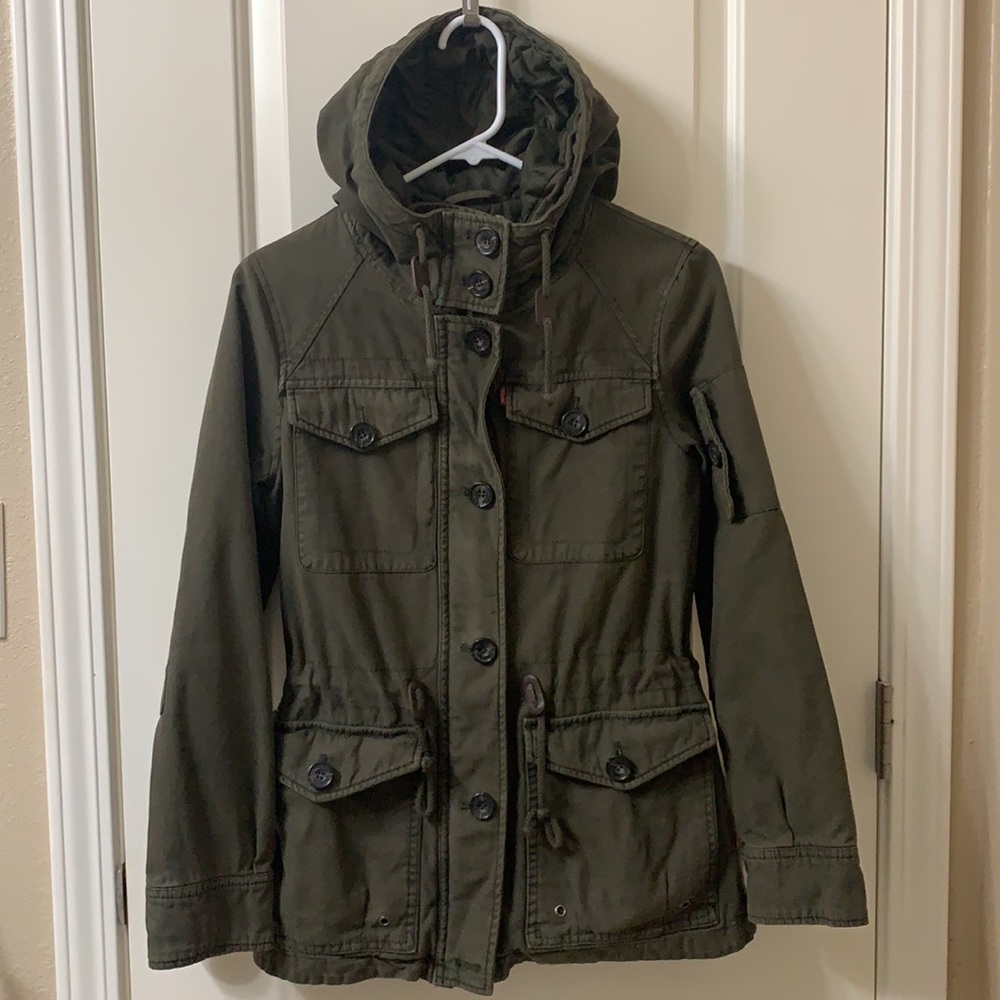 Levi’s 5 Front Pockets Cargo/Utility Quilted Hood Jacket, Olive Green, XS